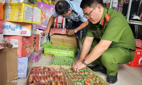 Hà Nội: Liên tiếp phát hiện và xử lý các vụ việc kinh doanh bánh Trung thu vi phạm