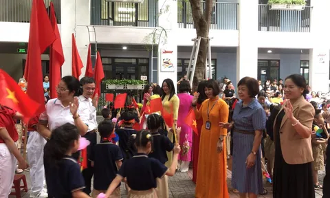 Trường Tiểu học Láng Thượng (Đống Đa, Hà Nội): Ấm áp ngày Khai giảng với quyết tâm đổi mới sáng tạo trong năm học 2023-2024