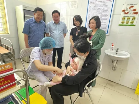 Bệnh sởi và tay chân miệng diễn biến phức tạp, Sở Y tế Hà Nội ra công văn khẩn