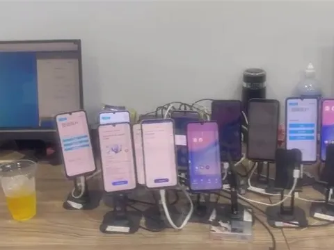 Đồng Nai: Triệt phá đường dây mua bán trái phép thông tin tài khoản ngân hàng, rửa tiền cho người nước ngoài