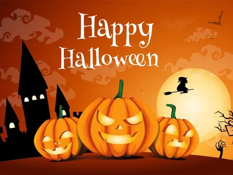 Người dân Thủ đô săn bí ngô &#039;siêu khổng lồ&#039; giá chục triệu để trang trí Halloween